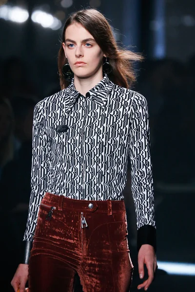 Look 103